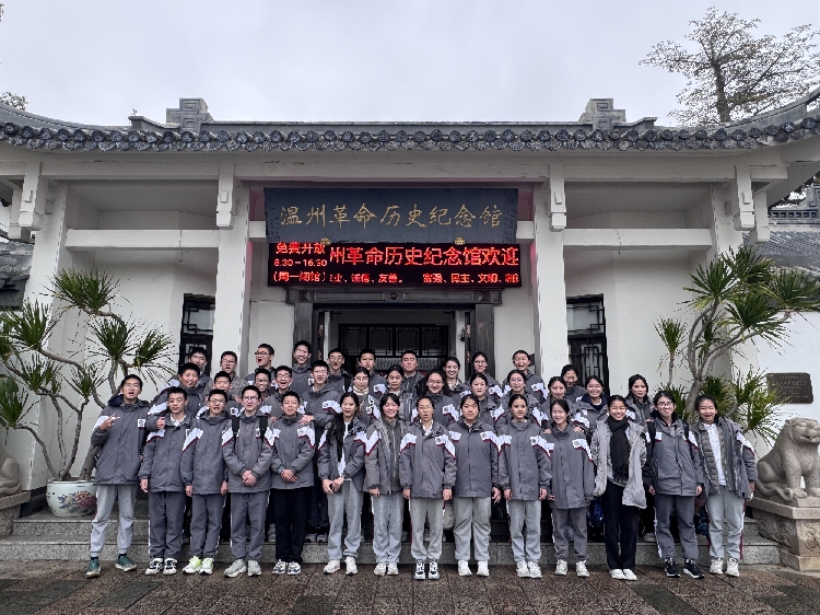 1888641943.jpg 1888641943.jpg